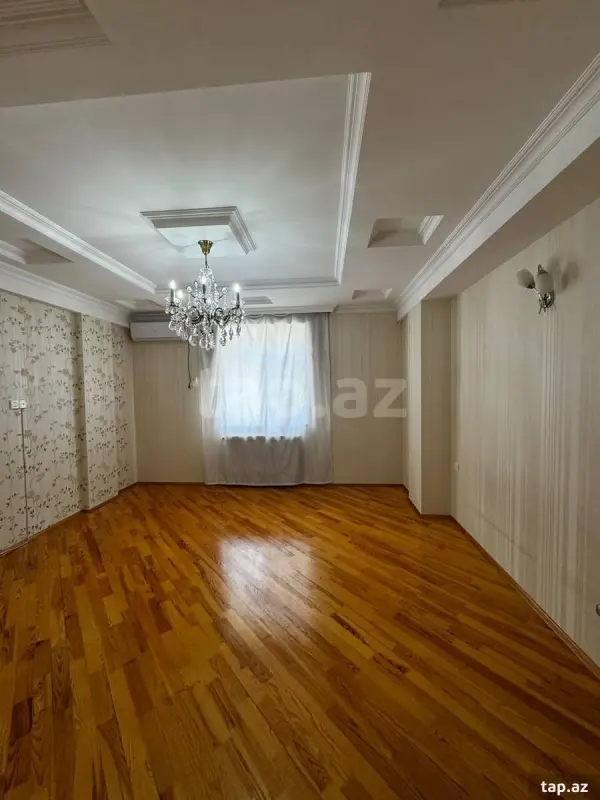 Kirayə verilir 2 otaqlı yeni tikili 70 m²