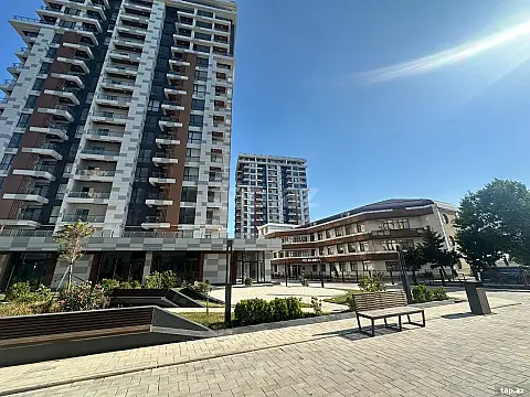 Satılır 4 otaqlı yeni tikili 178 m² — Bakı 4 otaq 178.00 m²