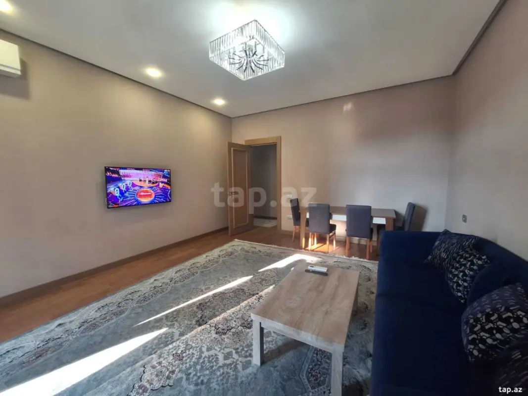 Kirayə verilir 3 otaqlı yeni tikili 120 m²
