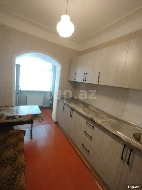 Kirayə verilir 2 otaqlı mənzil 44 m²