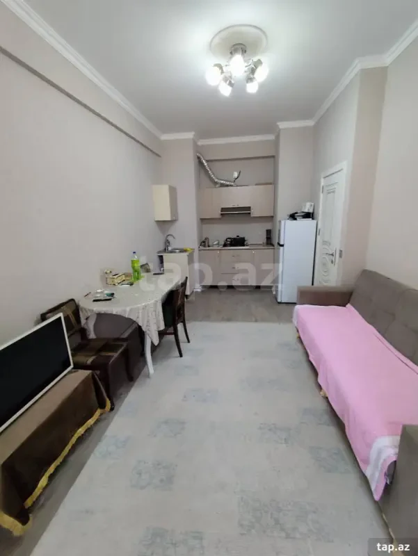 Kirayə verilir 2 otaqlı yeni tikili 50 m²