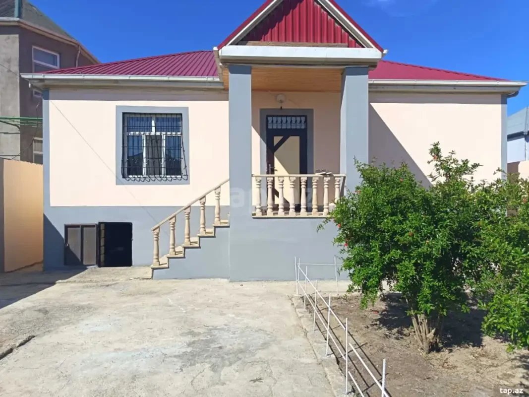 Satılır 4 otaqlı həyət evi 110 m²