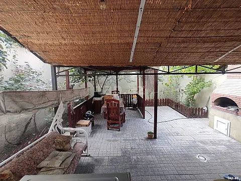 Satılır 2 otaqlı həyət evi 105 m² — Bakı 2 otaq 105.00 m²