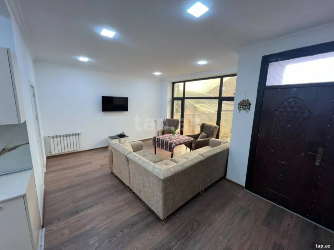 Kirayə verilir 4 otaqlı həyət evi 90 m²