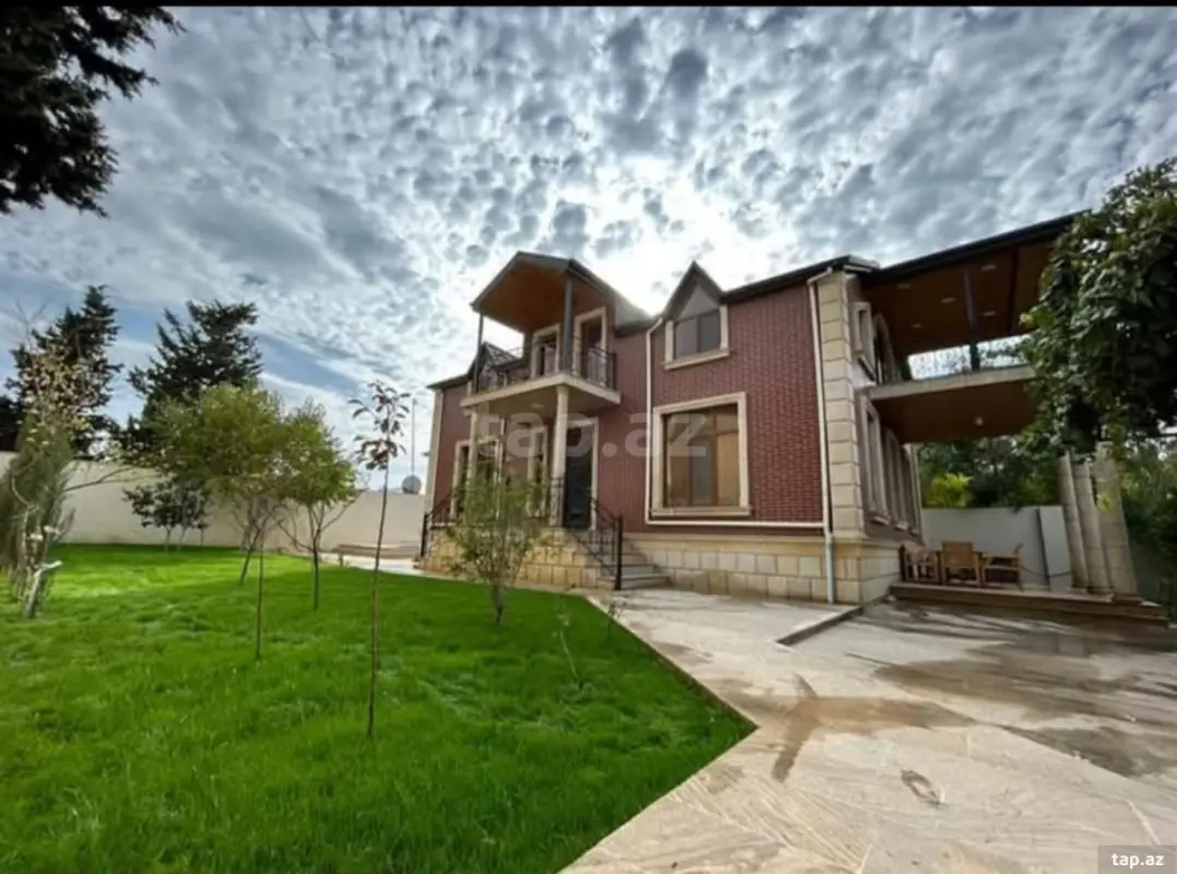Kirayə verilir 4 otaqlı həyət evi 300 m²