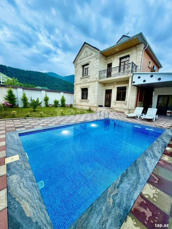 Kirayə verilir 4 otaqlı həyət evi 200 m²