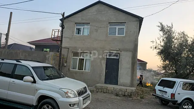 Satılır 4 otaqlı həyət evi 100 m² — Sumqayıt 4 otaq 100.00 m²