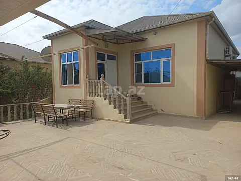 Satılır 4 otaqlı həyət evi 140 m² — Bakı 4 otaq 140.00 m²