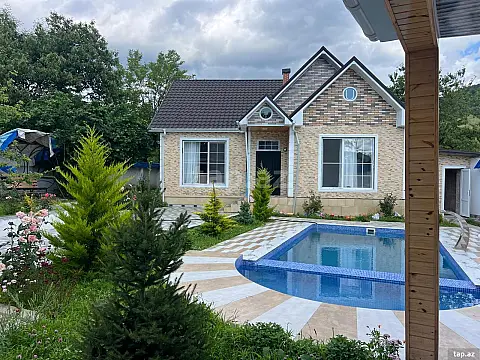 Kirayə verilir 2 otaqlı həyət evi 130 m² — Qəbələ 2 otaq 130.00 m²
