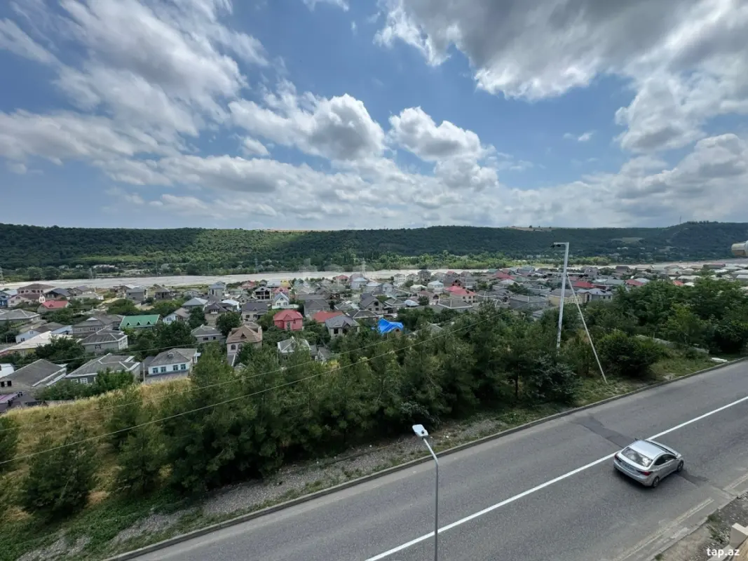 Satılır 1 otaqlı yeni tikili 44 m²