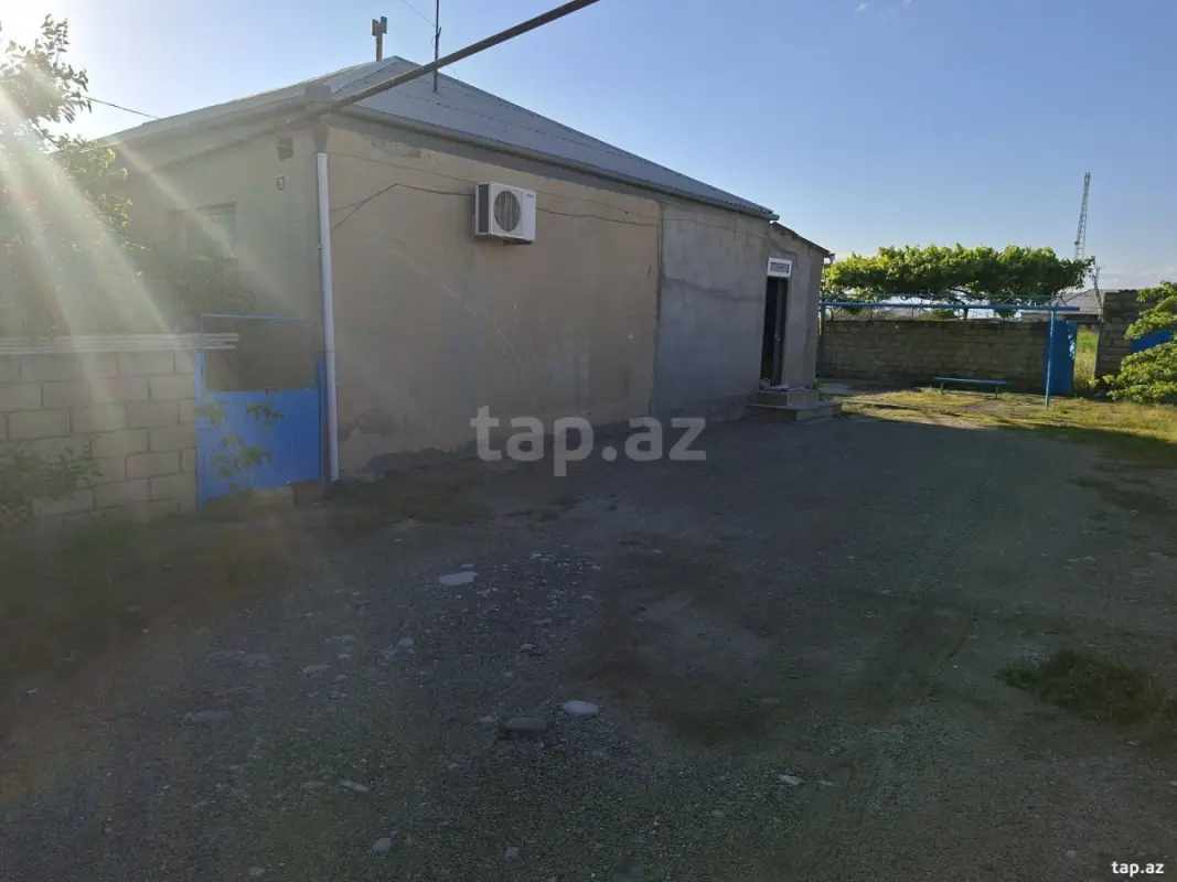 Satılır 5 otaqlı həyət evi 170 m²