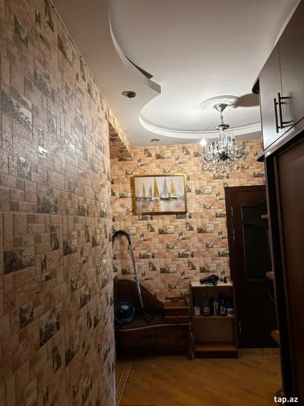 Kirayə verilir 3 otaqlı yeni tikili 130 m²