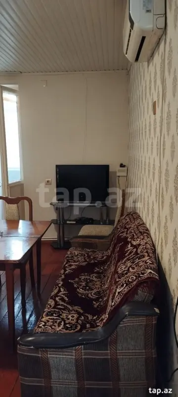 Satılır 1 otaqlı mənzil 35 m²