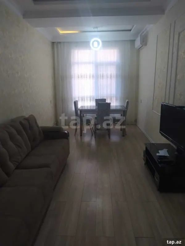 Kirayə verilir 2 otaqlı yeni tikili 70 m²
