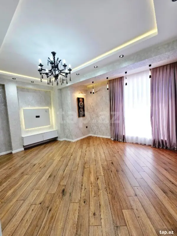 Satılır 3 otaqlı yeni tikili 80 m²