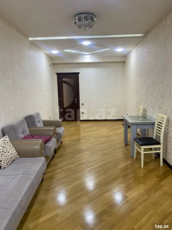 Kirayə verilir 2 otaqlı yeni tikili 95 m²