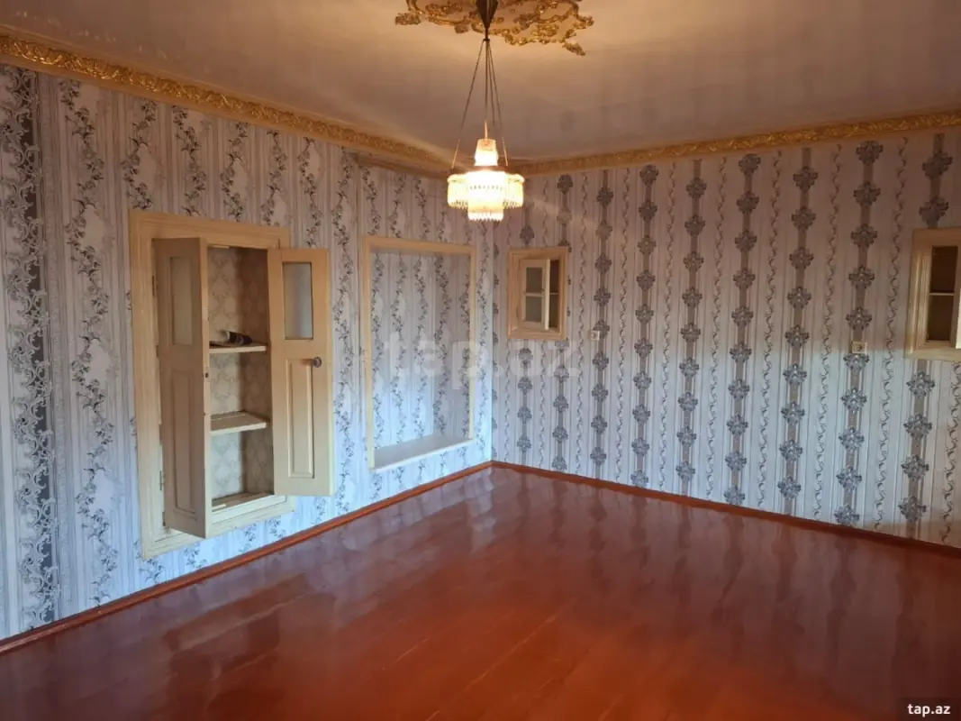 Satılır 7 otaqlı həyət evi 150 m²