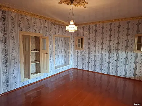 Satılır 7 otaqlı həyət evi 150 m² — Şəki 7 otaq 150.00 m²