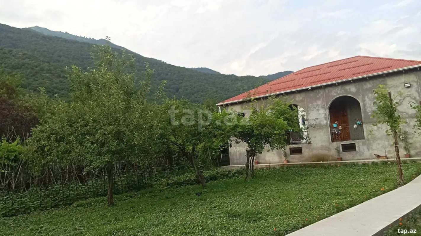 Kirayə verilir 4 otaqlı həyət evi 120 m²