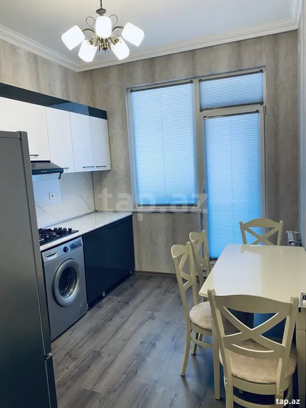 Kirayə verilir 2 otaqlı yeni tikili 65 m²