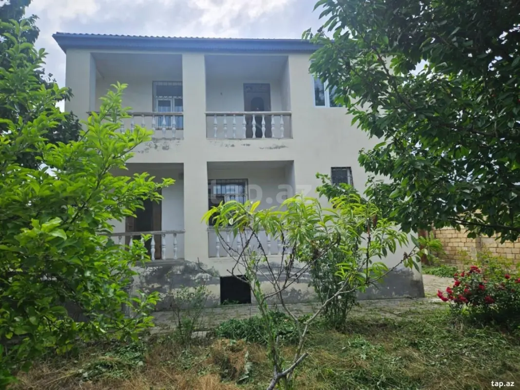 Satılır 5 otaqlı həyət evi 95 m²