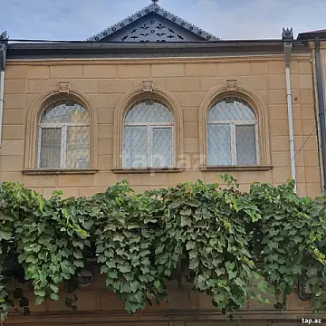 Kirayə verilir 4 otaqlı həyət evi 150 m² — Bakı 4 otaq 150.00 m²