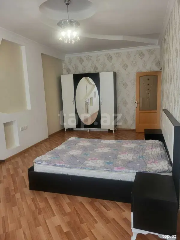 Kirayə verilir 3 otaqlı mənzil 120 m²