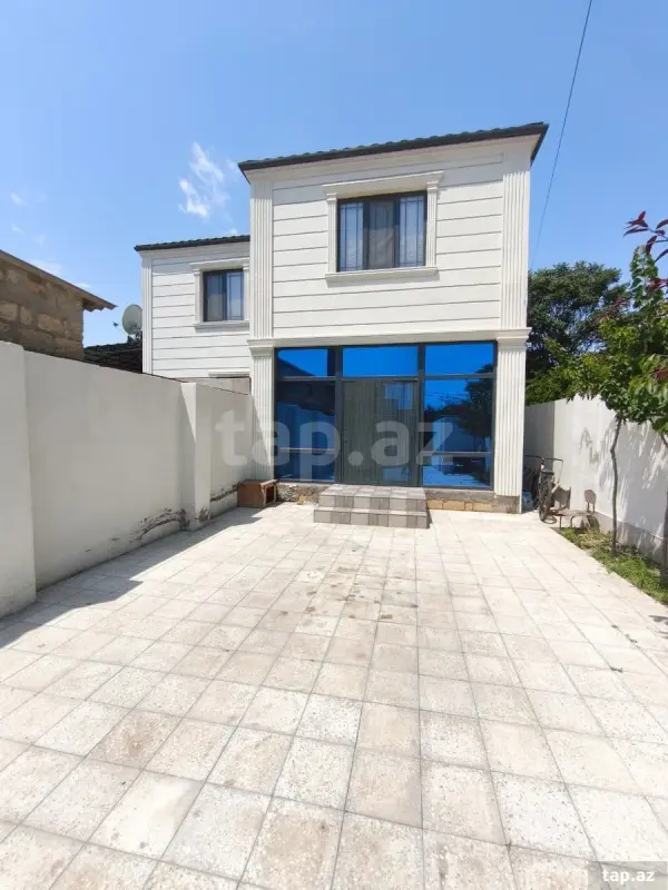 Satılır 4 otaqlı həyət evi 160 m²