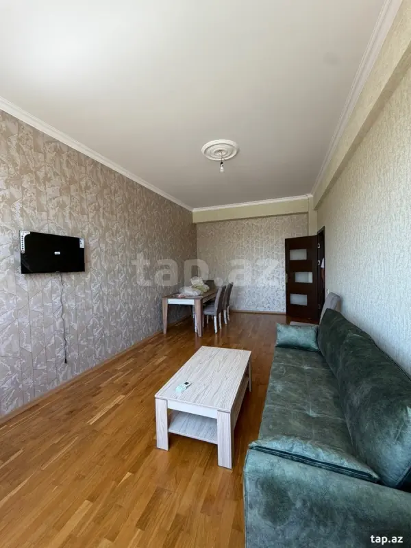 Kirayə verilir 2 otaqlı yeni tikili 65 m²