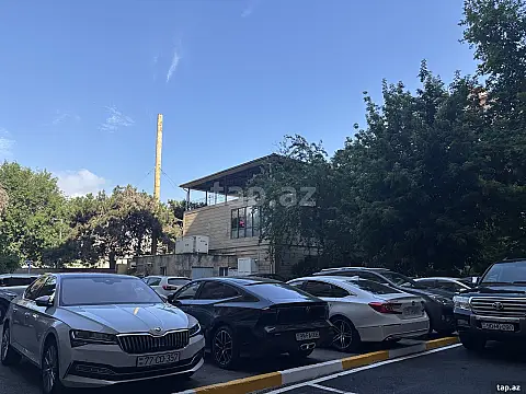 Kirayə verilir 5 otaqlı yeni tikili 285 m² — Bakı 5 otaq 285.00 m²