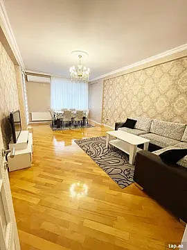 Kirayə verilir 3 otaqlı yeni tikili 130 m² — Bakı 3 otaq 130.00 m²