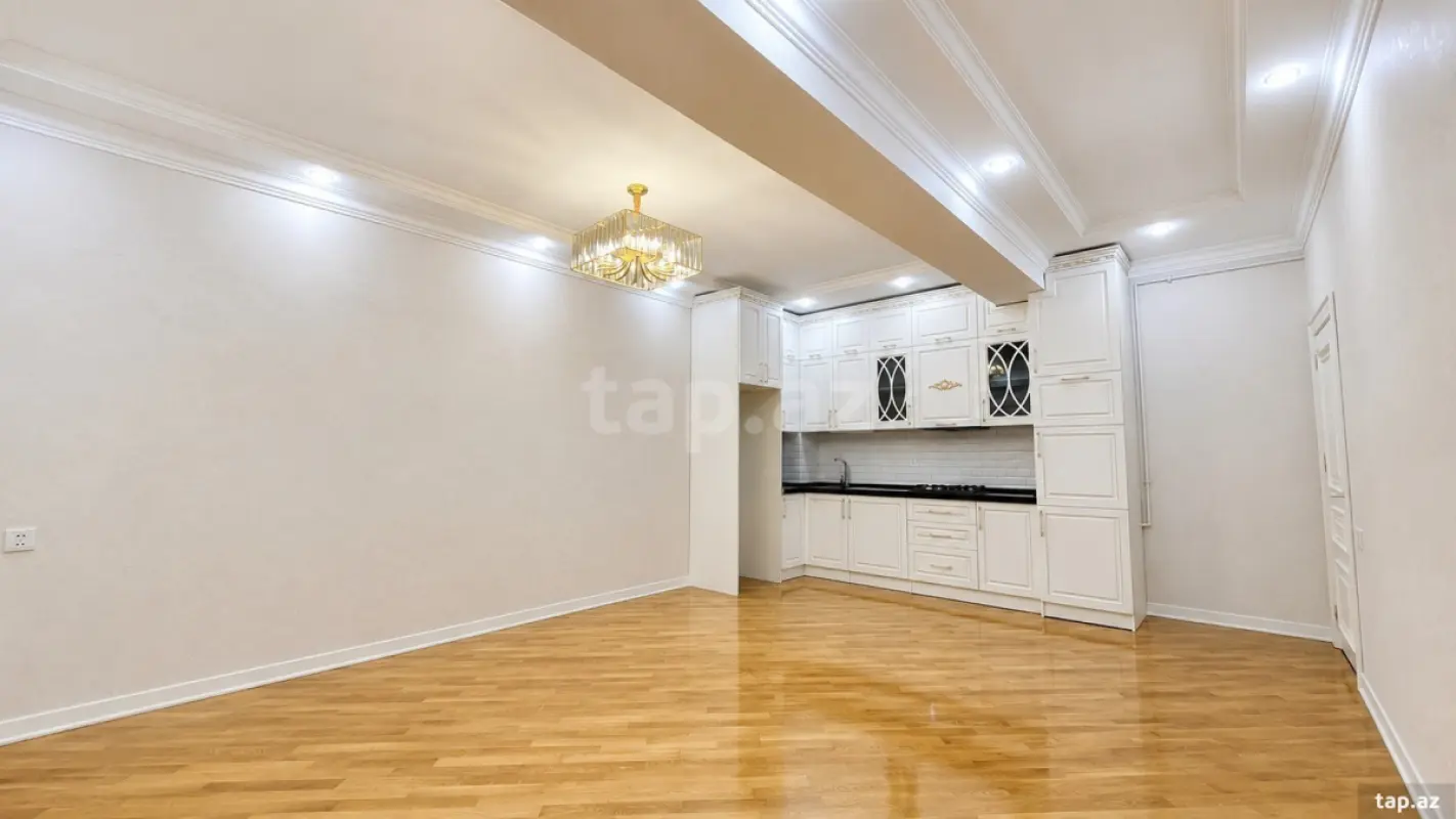Satılır 2 otaqlı yeni tikili 60 m²