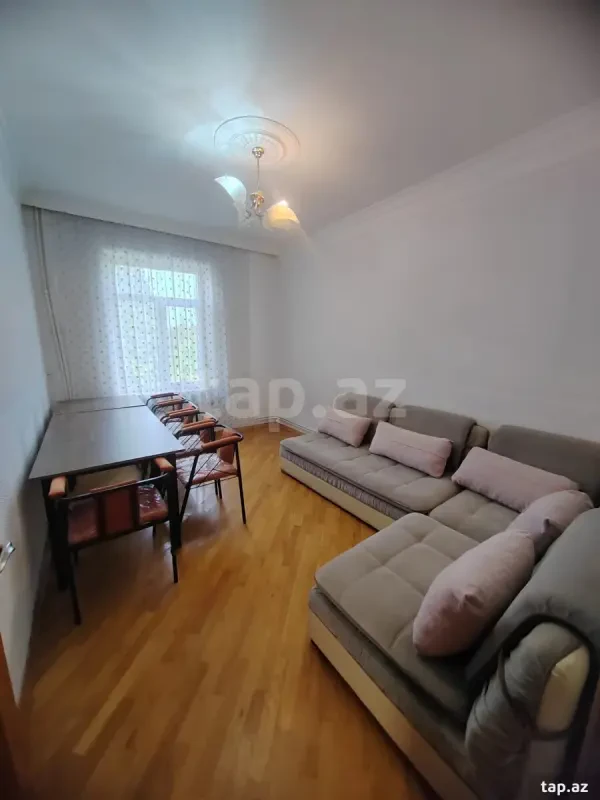Kirayə verilir 3 otaqlı yeni tikili 90 m²