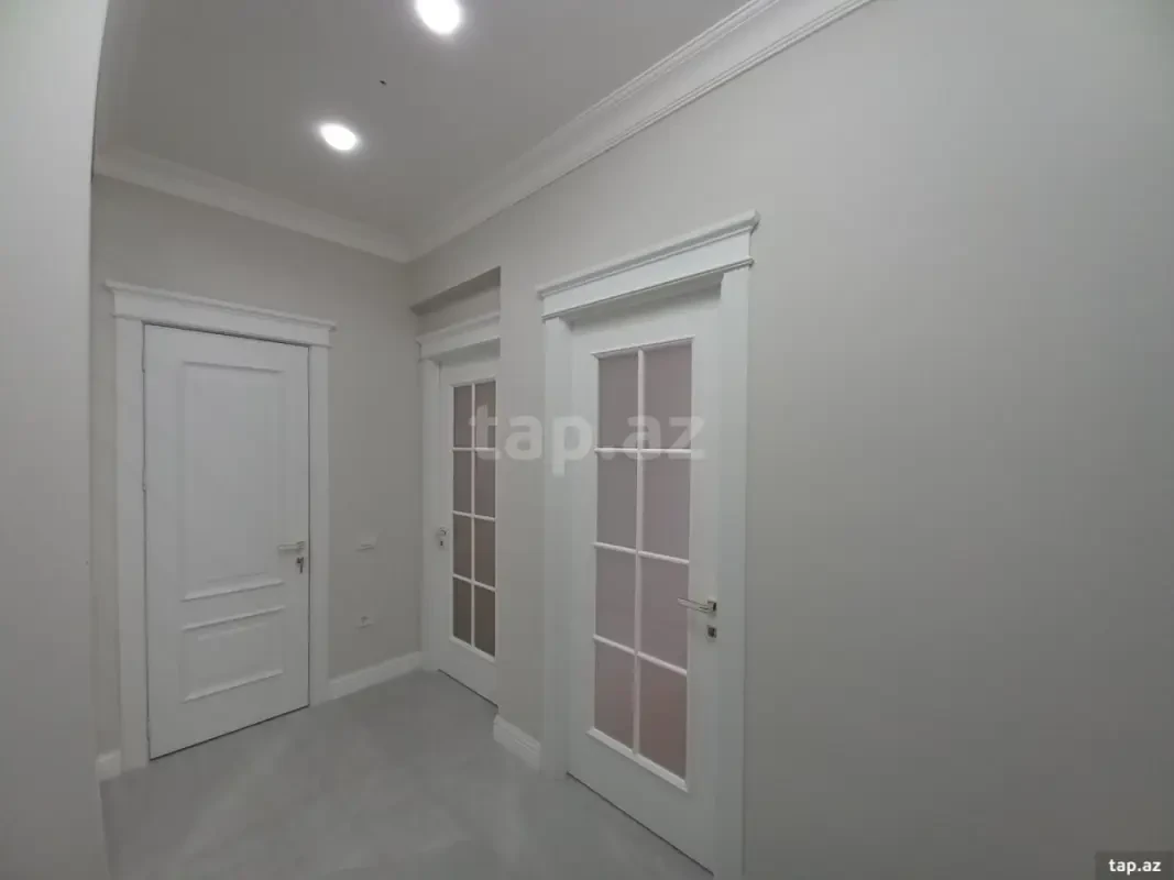 Satılır 2 otaqlı yeni tikili 77 m²