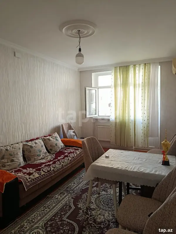 Satılır 3 otaqlı mənzil 76 m²