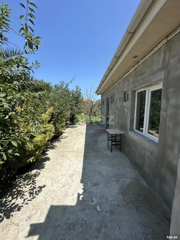 Kirayə verilir 2 otaqlı həyət evi 80 m²