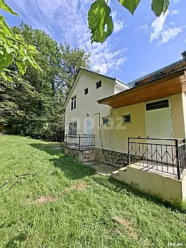 Kirayə verilir 3 otaqlı həyət evi 130 m² — Oğuz 3 otaq 130.00 m²