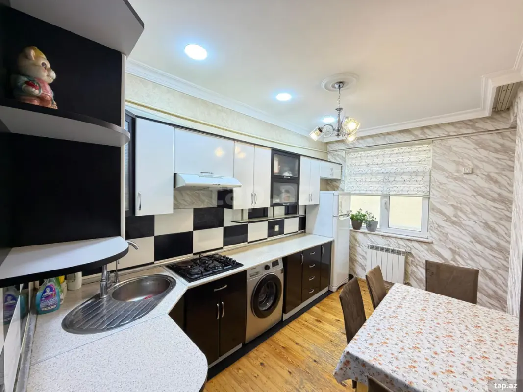 Satılır 2 otaqlı yeni tikili 70 m²