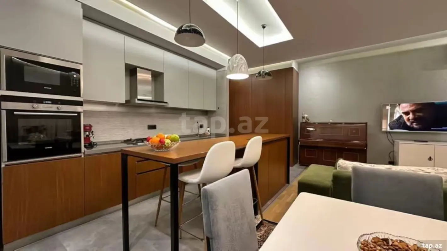 Satılır 3 otaqlı yeni tikili 93 m²