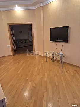 Kirayə verilir 3 otaqlı yeni tikili 170 m² — Bakı 3 otaq 170.00 m²
