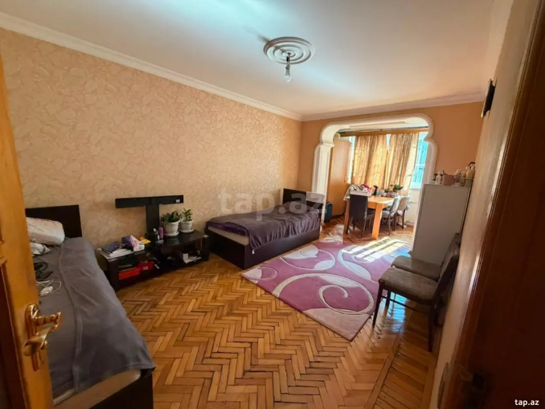 Kirayə verilir 3 otaqlı mənzil 175 m²
