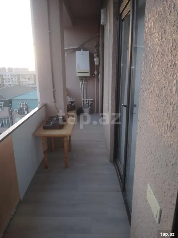 Kirayə verilir 3 otaqlı yeni tikili 68 m²