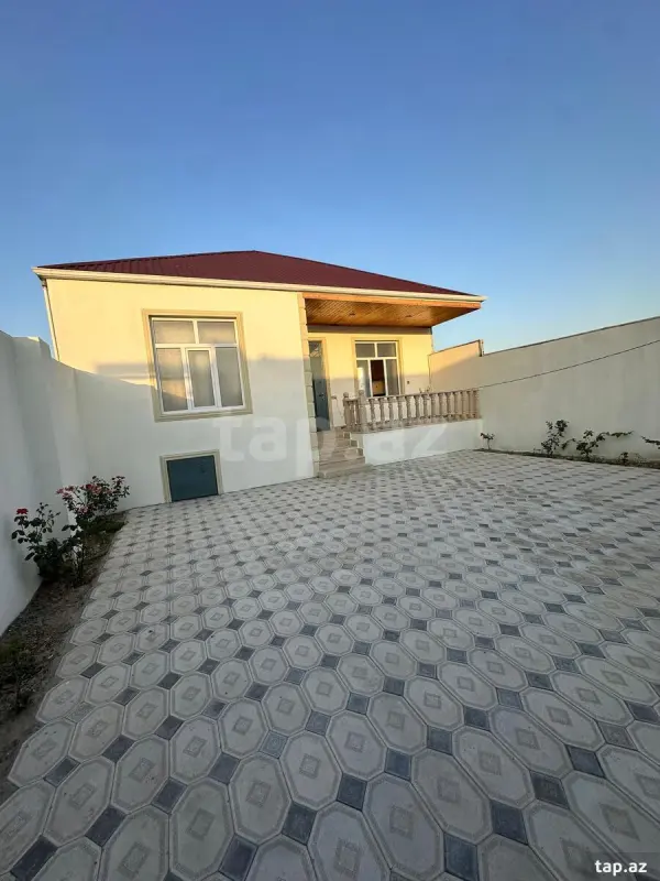 Satılır 3 otaqlı həyət evi 105 m²
