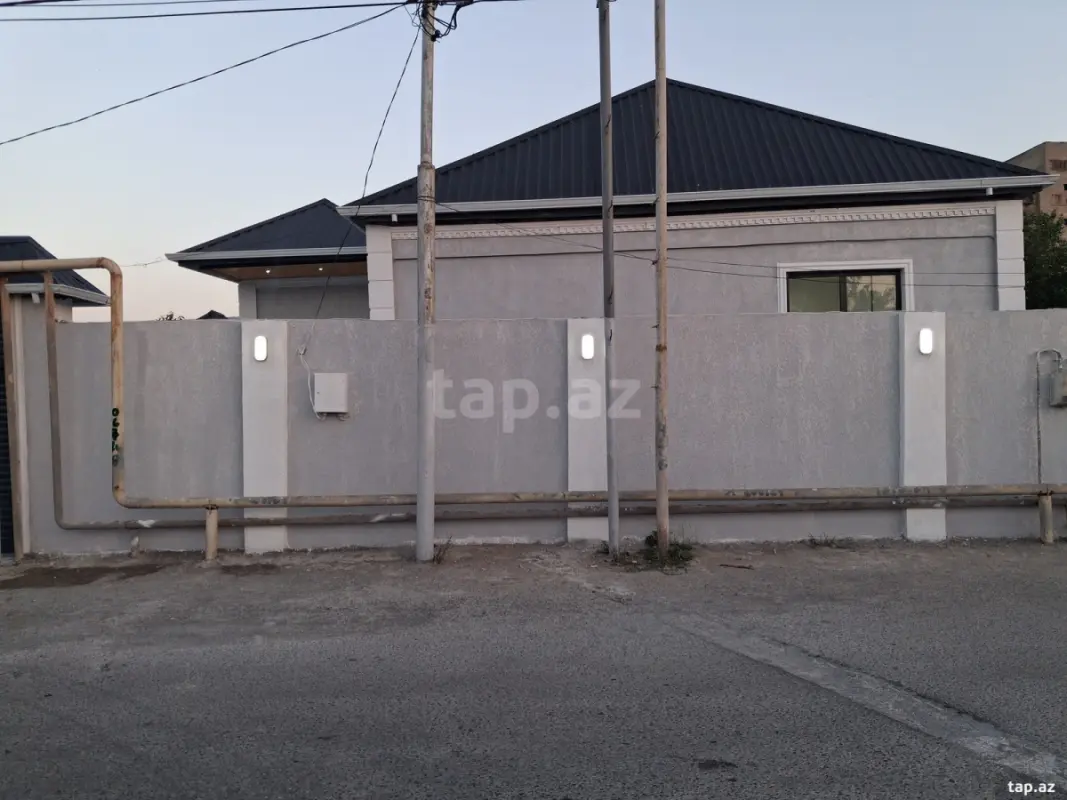 Satılır 4 otaqlı həyət evi 120 m²