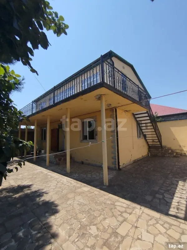 Satılır 6 otaqlı həyət evi 170 m²