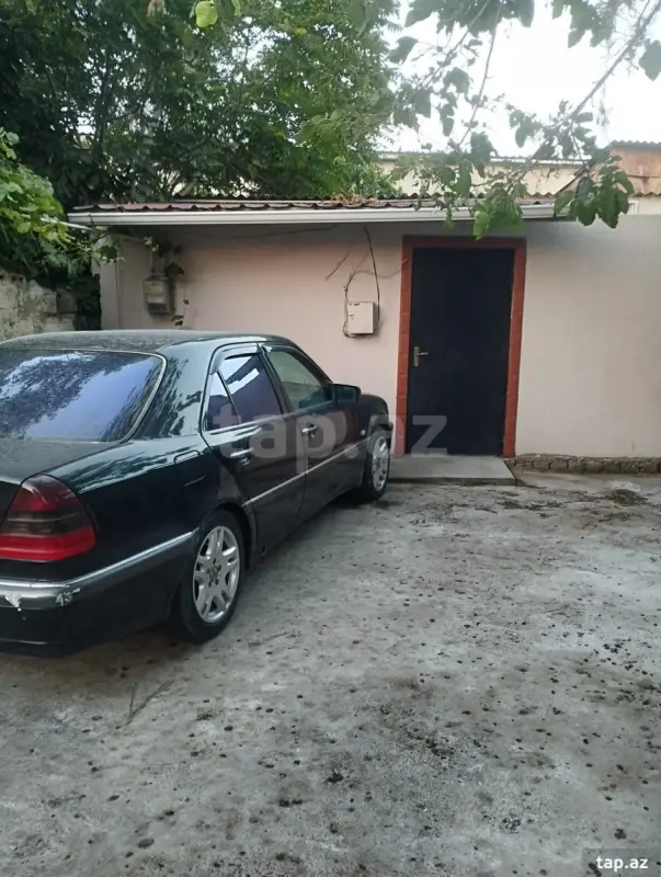 Satılır 2 otaqlı həyət evi 50 m²