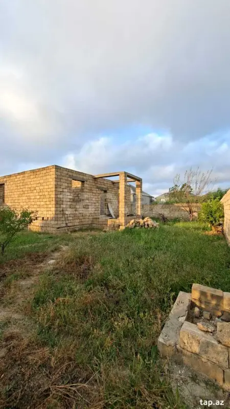 Satılır 3 otaqlı həyət evi 90 m²