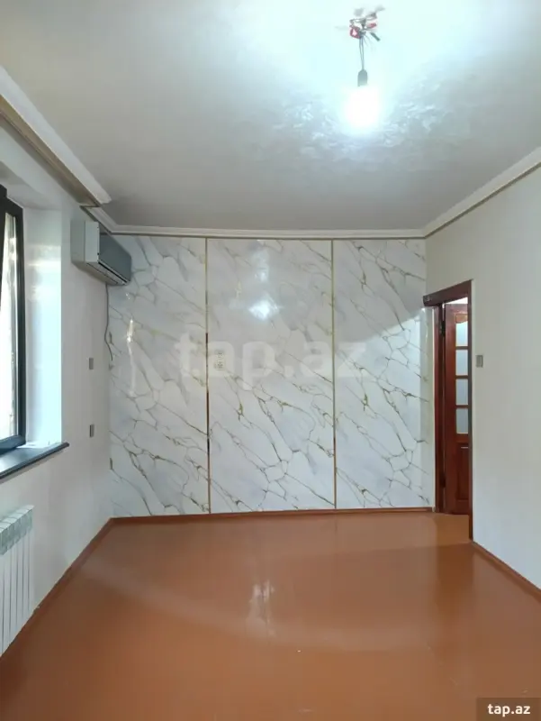 Satılır 1 otaqlı mənzil 55 m²