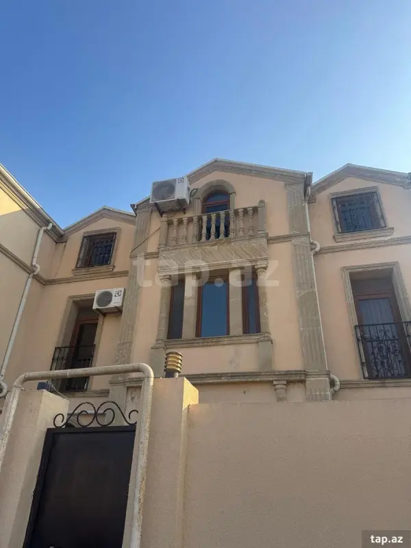 Satılır 5 otaqlı həyət evi 145 m²
