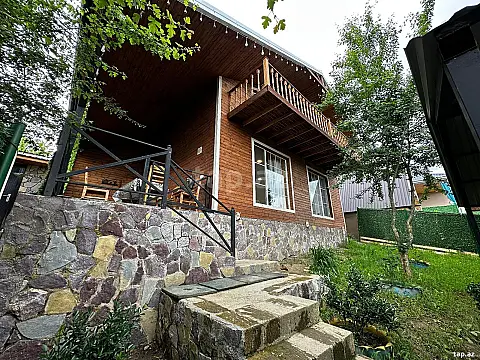 Kirayə verilir 3 otaqlı həyət evi 90 m² — Quba 3 otaq 90.00 m²
